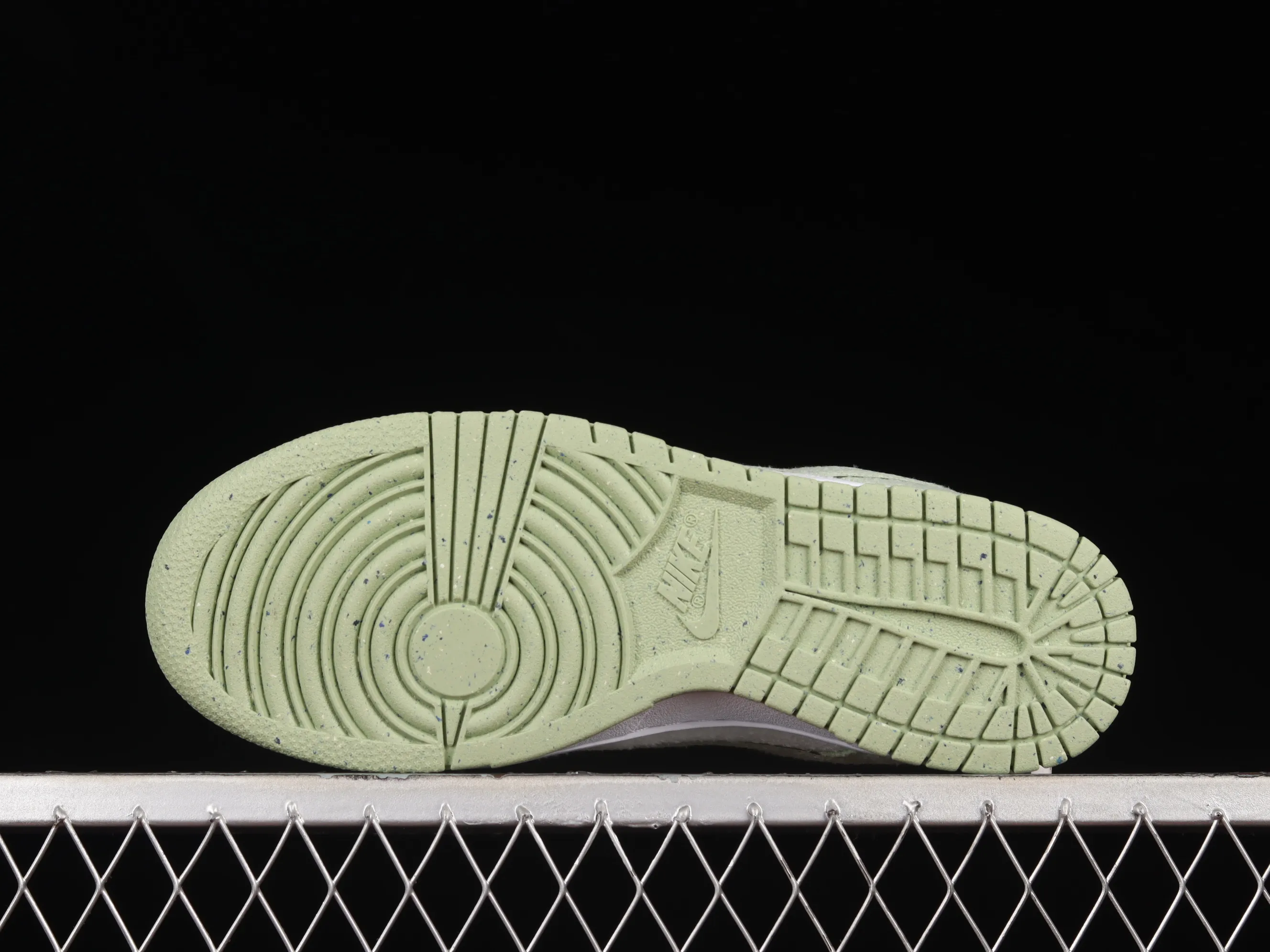 All categories Nk SB Dunk series Nk SB Dunk Low low-top sneakers C version Nk SB Dunk Low wool white green SB low-top sports and leisure sneakers DQ7579-300